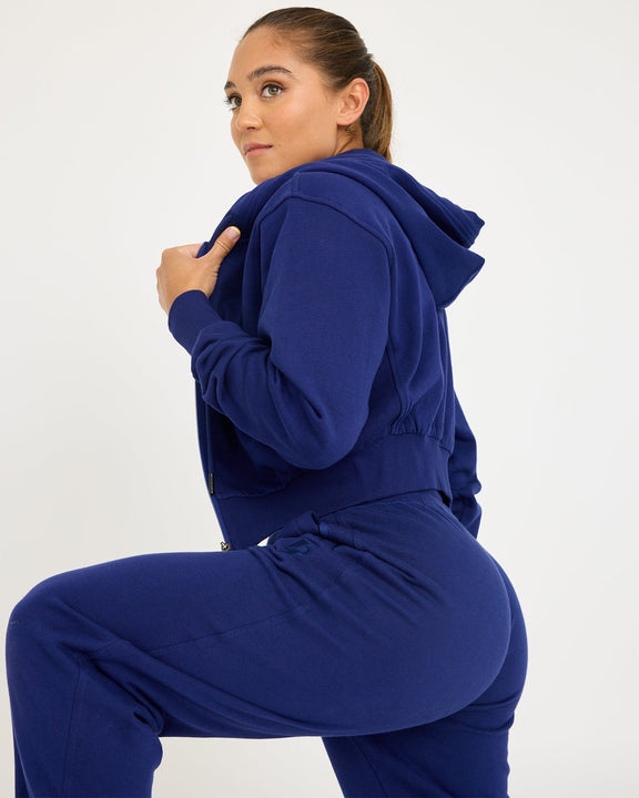 Core Classic Jogger - hover image