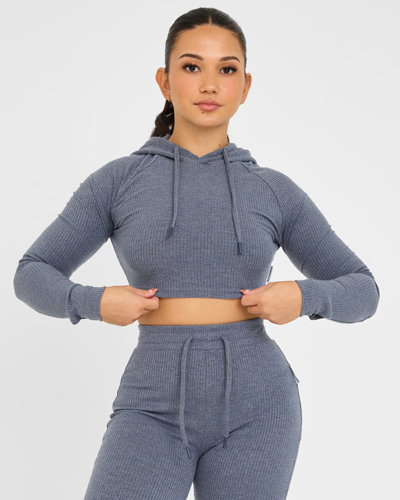 Sudadera con capucha corta y lounge